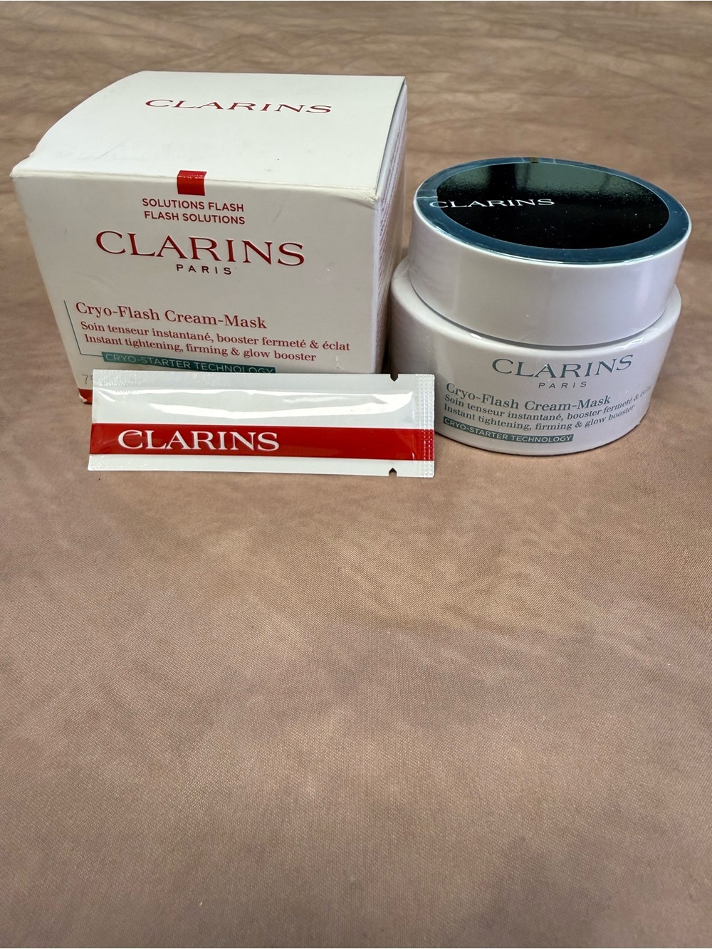 Clarins Cryo-Flash Cream-Mask White with Red Accent